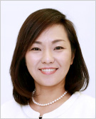 稲村和美氏